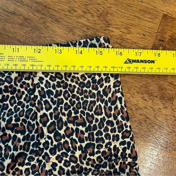 Kortni Jeane Leopard Print High-Waisted Up High Bikini Bottoms - Picture 4 of 6